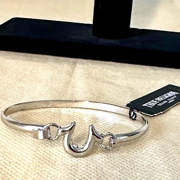 True Religion Sleek Silver U logo Bangle Bracelet - Picture 3 of 7